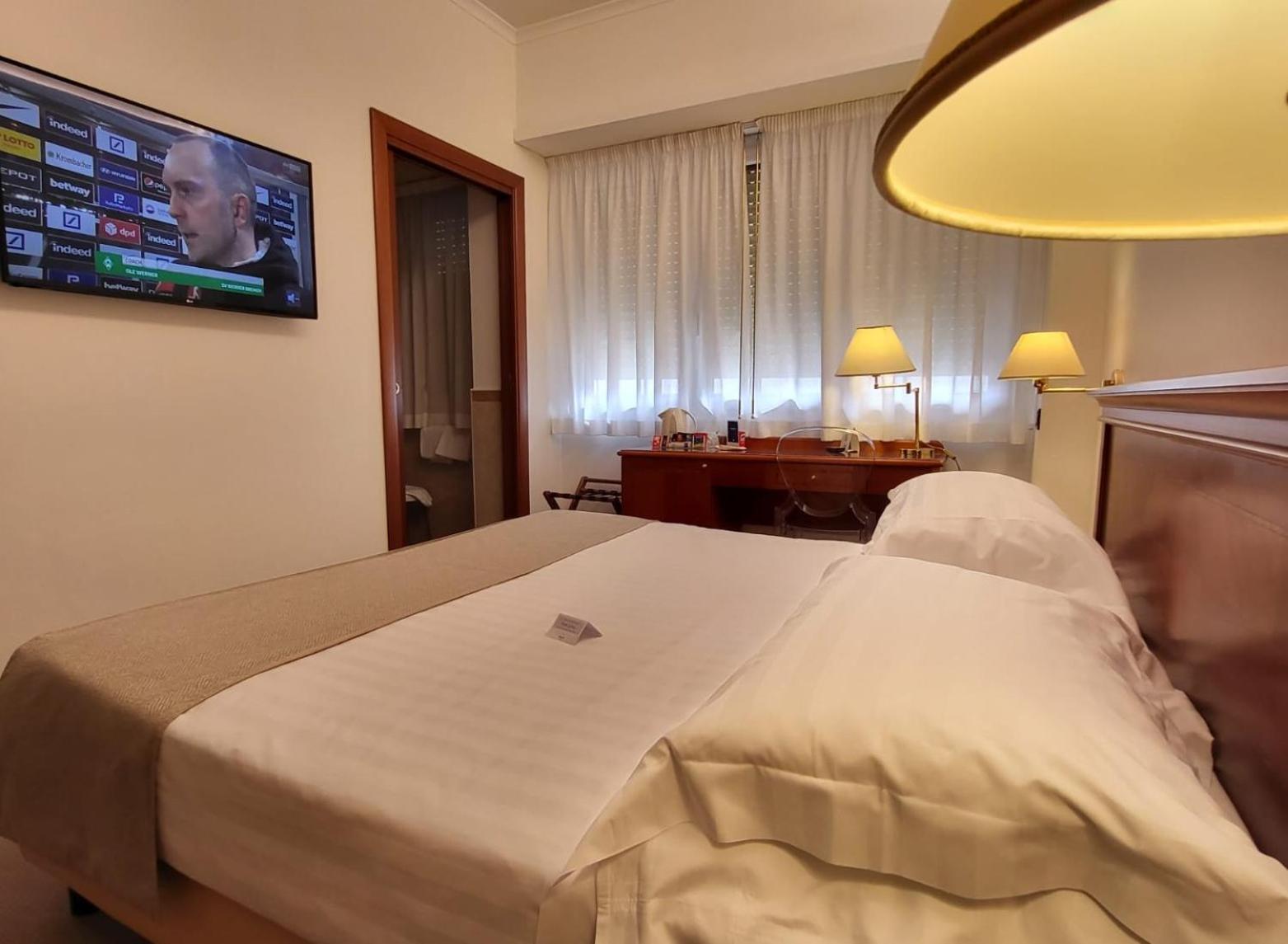 Hotel Plaza Pescara Zewnętrze zdjęcie